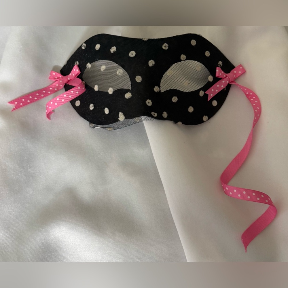 Halloween!!!! Black Polka Dot Eye Mask with Pink Ribbons